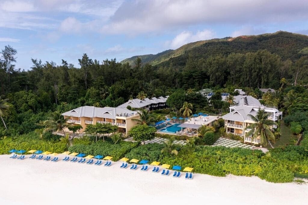 Територія Acajou Beach Resort 3*