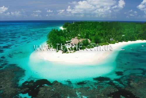 Апартаменти Denis Private Island 4*