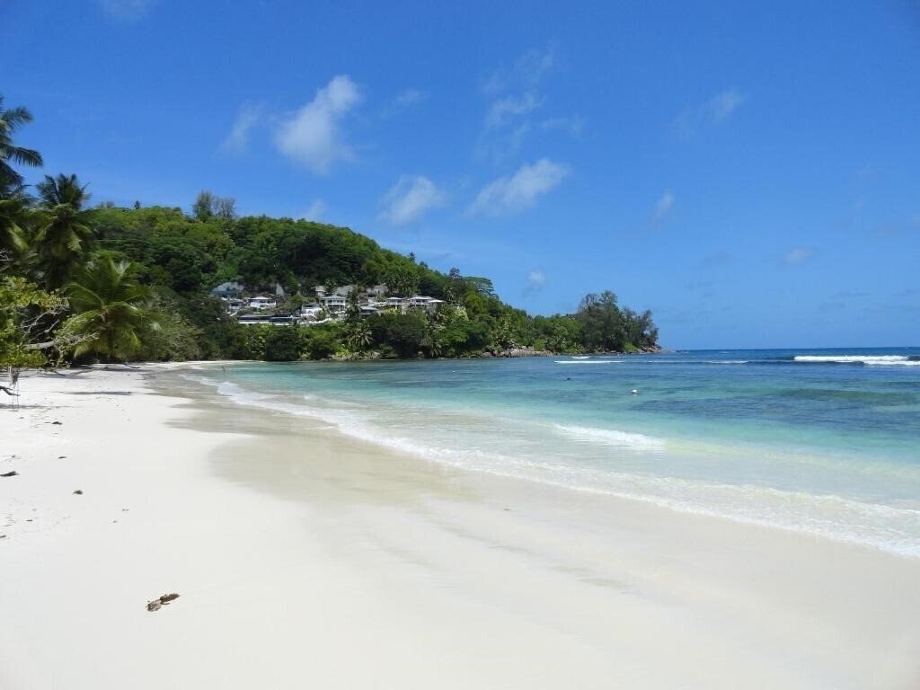 Панорама Lazare Picault 2*