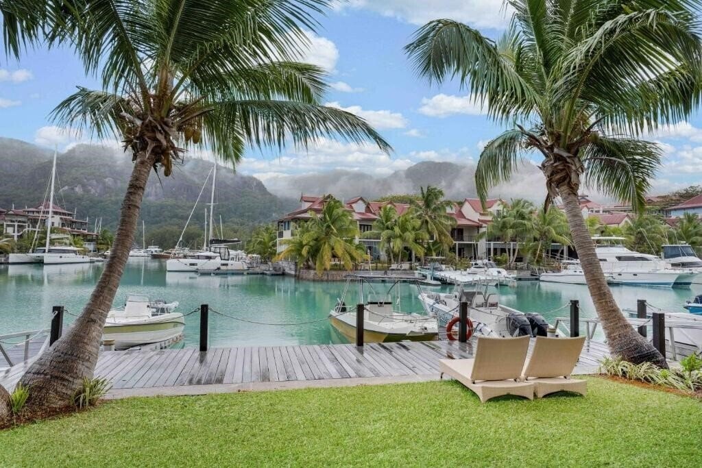 Панорама Eden Island_self Catering Villa вилла