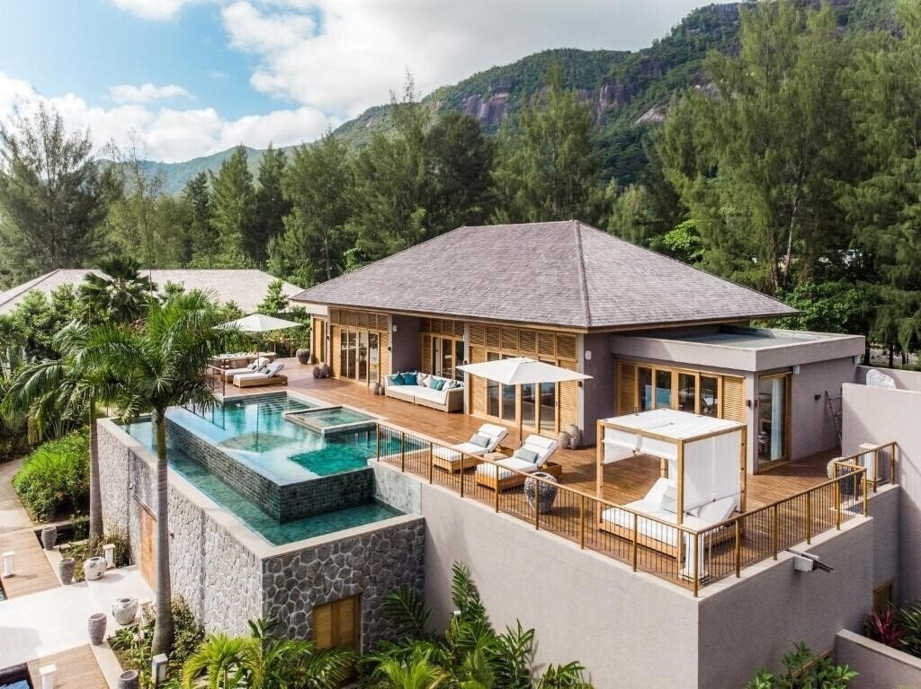 Территория L’Escale Resort Marina & Spa 5*