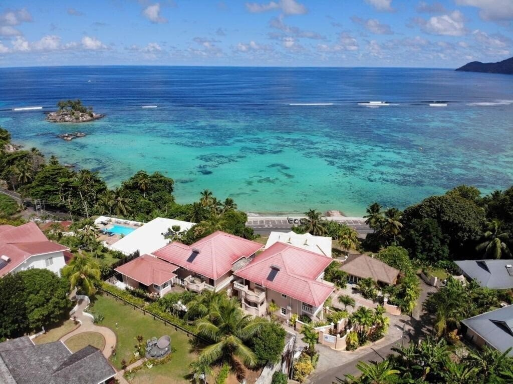 Апартаменти Au Fond de Mer View 3*