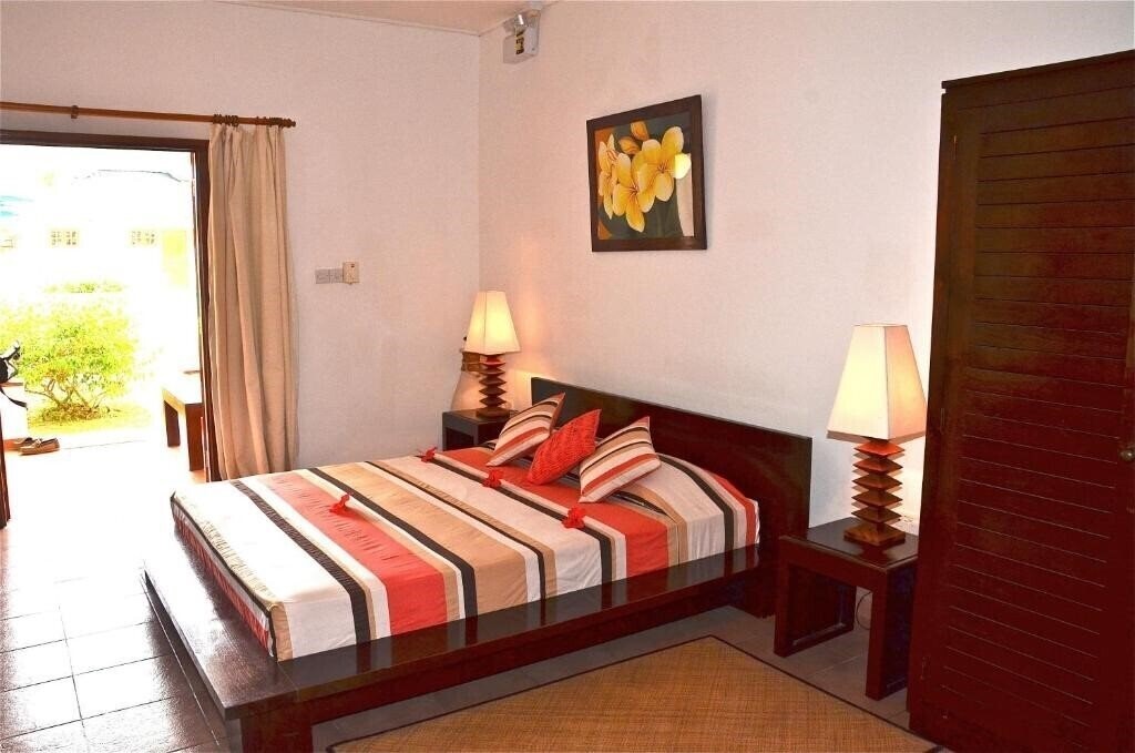 Апартаменты Britannia Hotel 2*