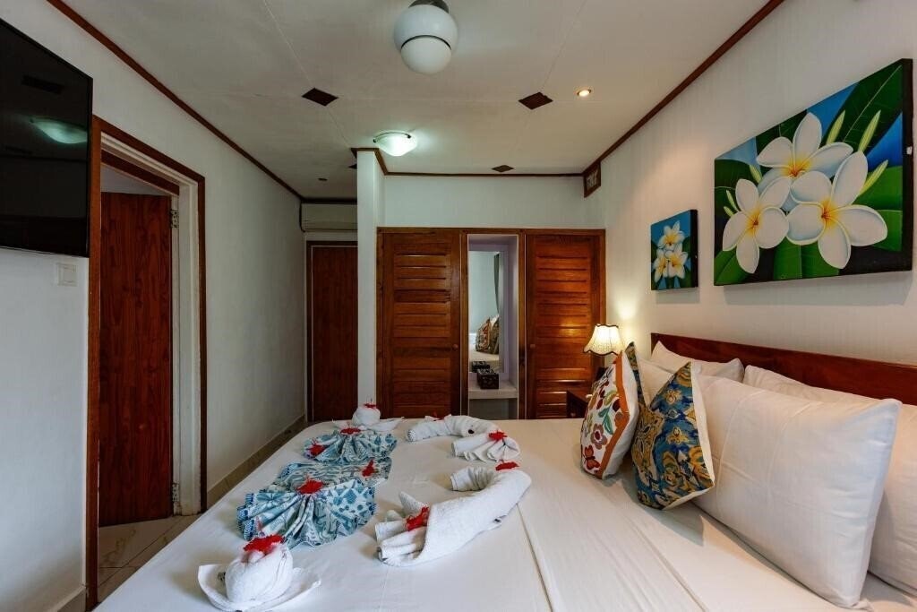 Картинка Sea View Lodge 3*