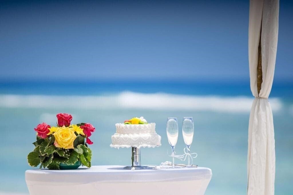 Панорама Hilton Seychelles Labriz Resort & SPA (ex. Labriz Silhoue) 5*