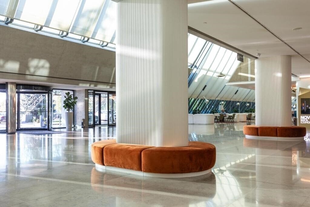 Вид Crowne Plaza 4*