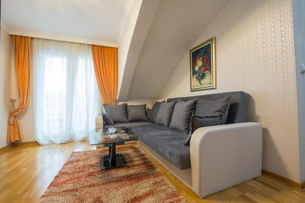 Картинка Lazar Lux 4*