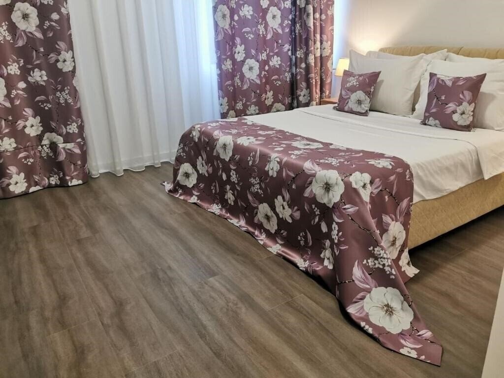 Территория N Hotel 3*