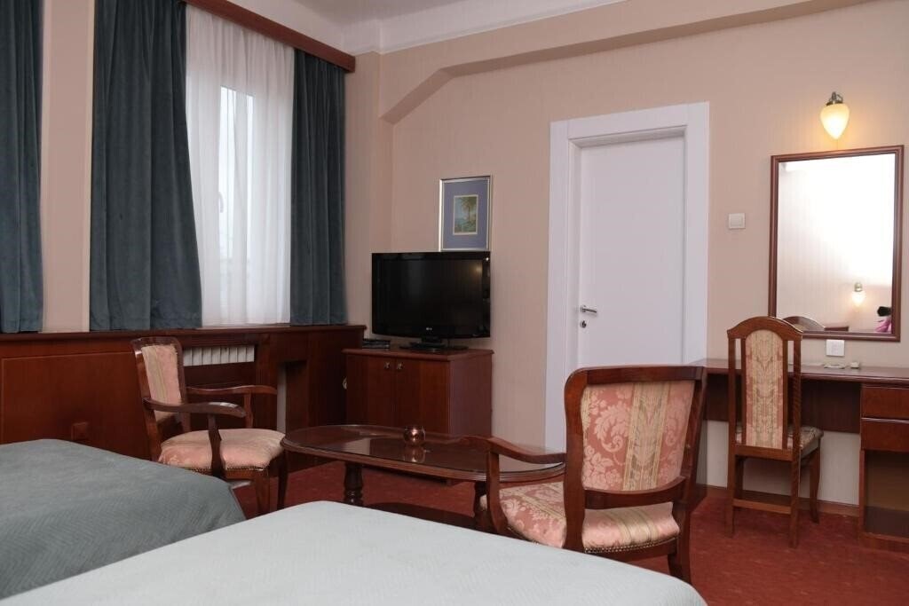 Вид Palace 4*