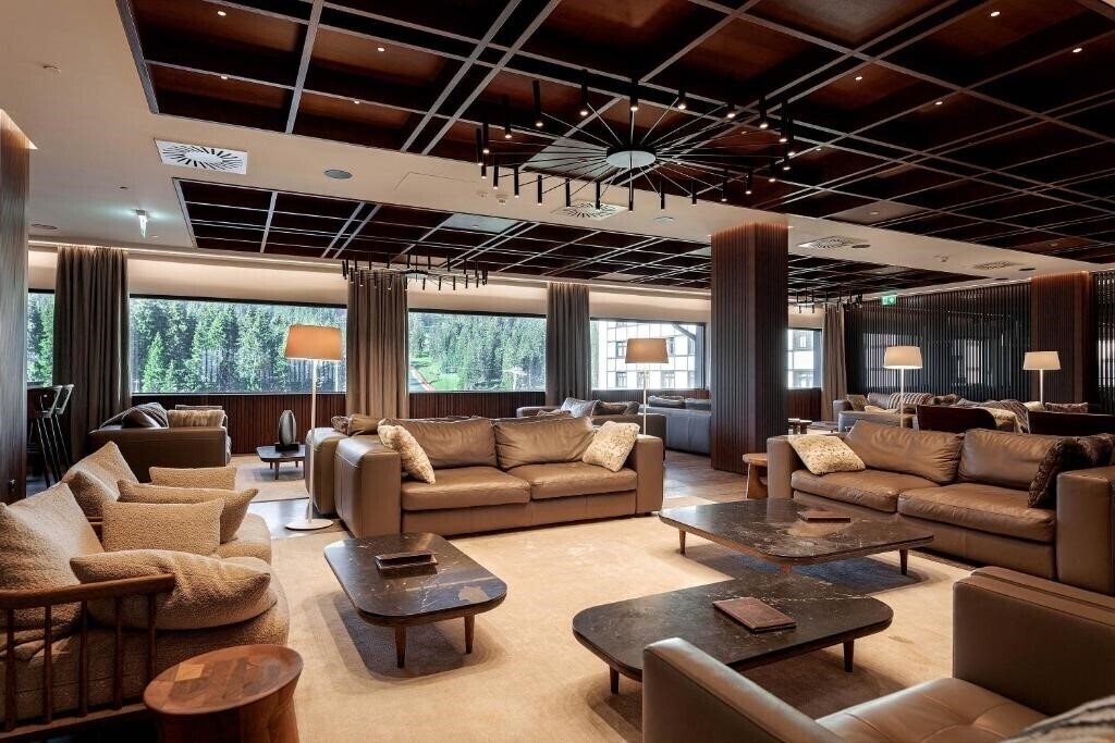 Изображение Grand 4*