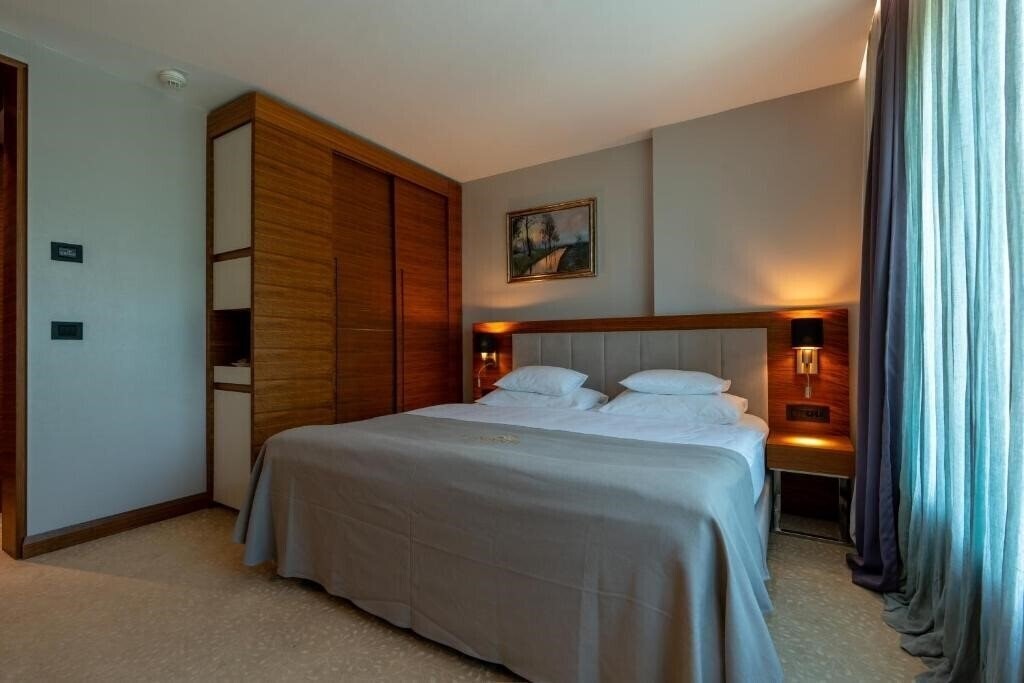 Апартаменты Tonanti Hotel 5*