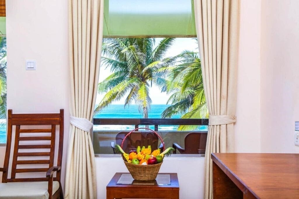 Территория Insight Resort Ahangama 3*