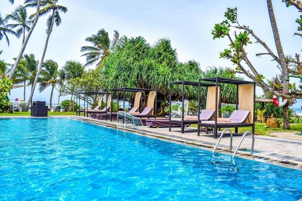 Апартаменты Insight Resort Ahangama 3*