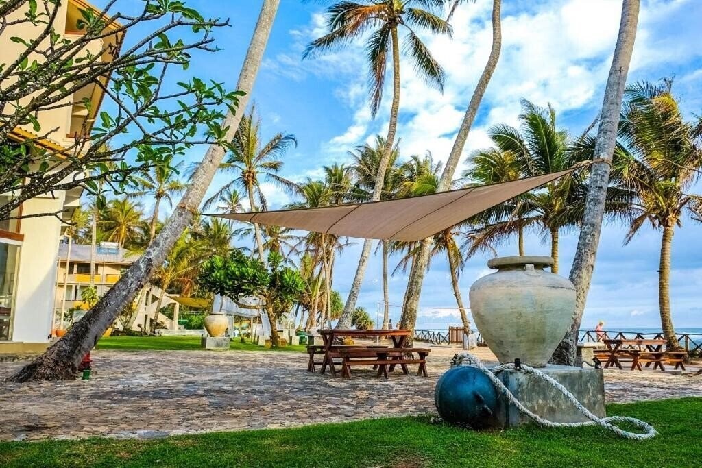 Панорама Insight Resort Ahangama 3*