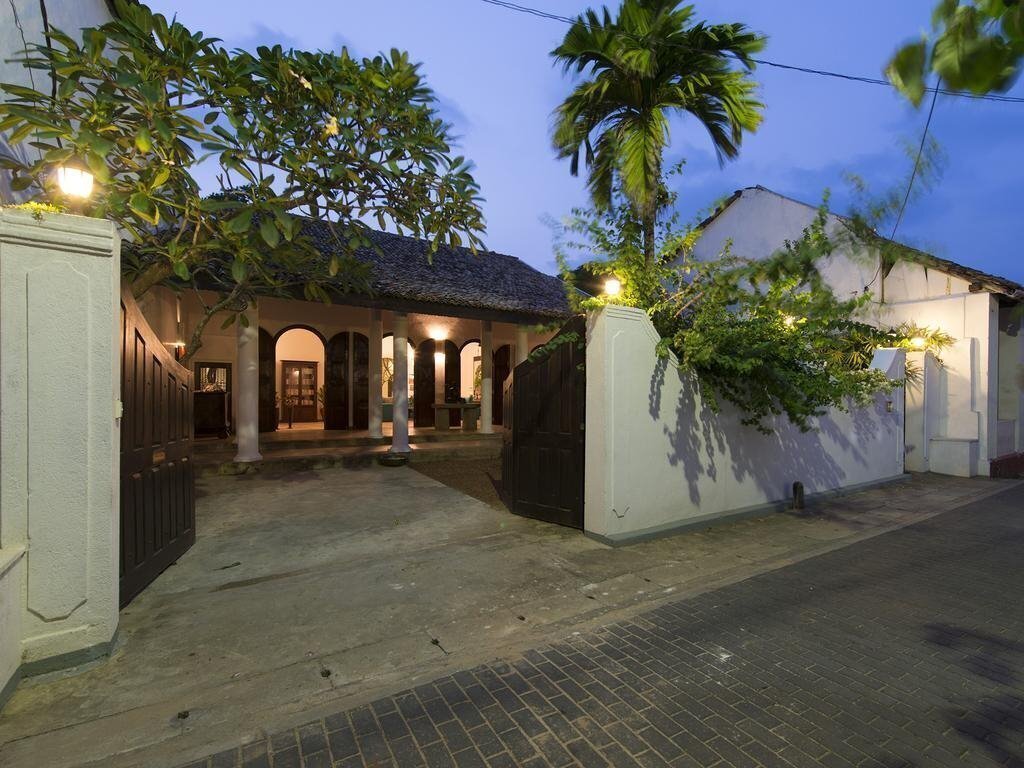 Фото Ambassador'S House 4*