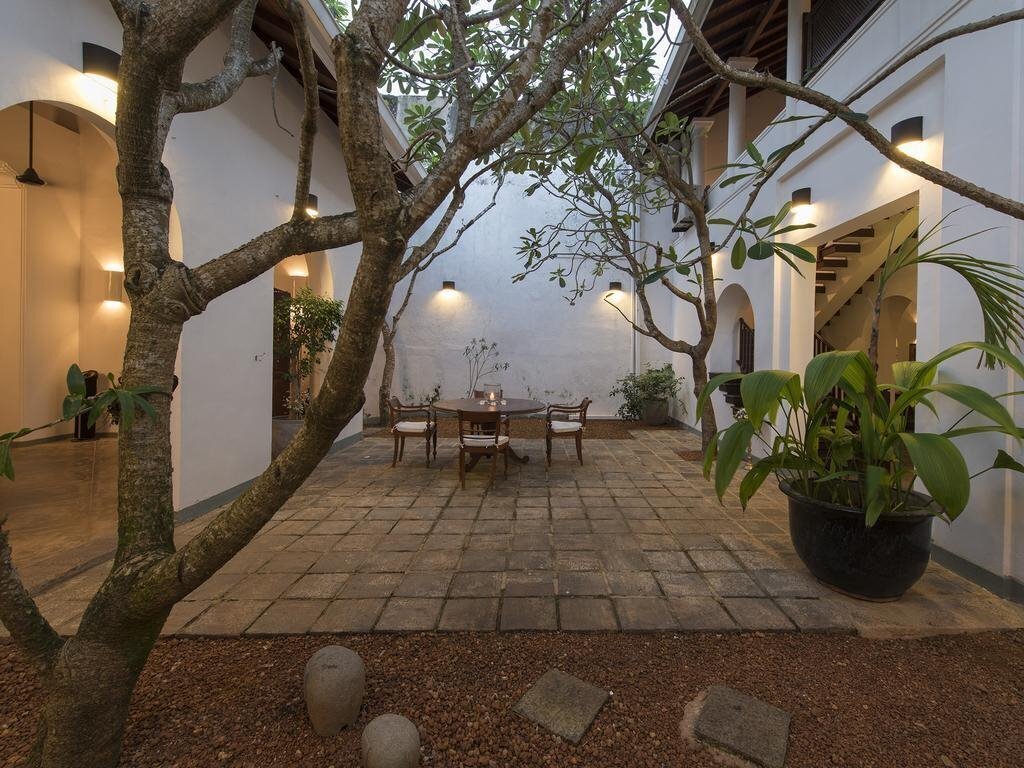 Апартаменти Ambassador'S House 4*