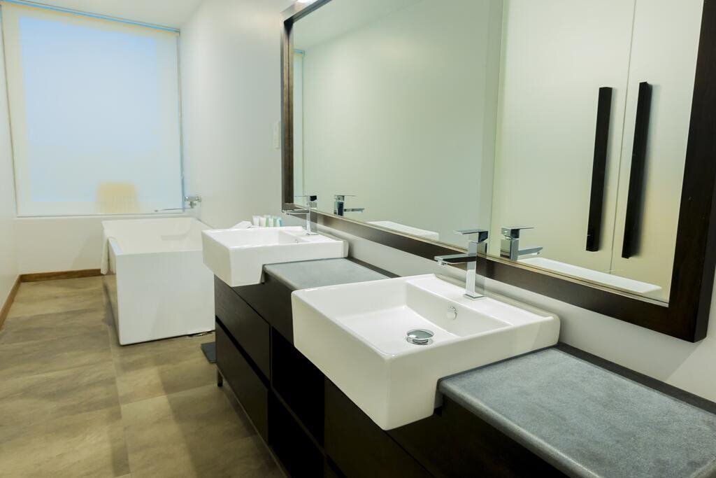 Фотографія Me Colombo 4*