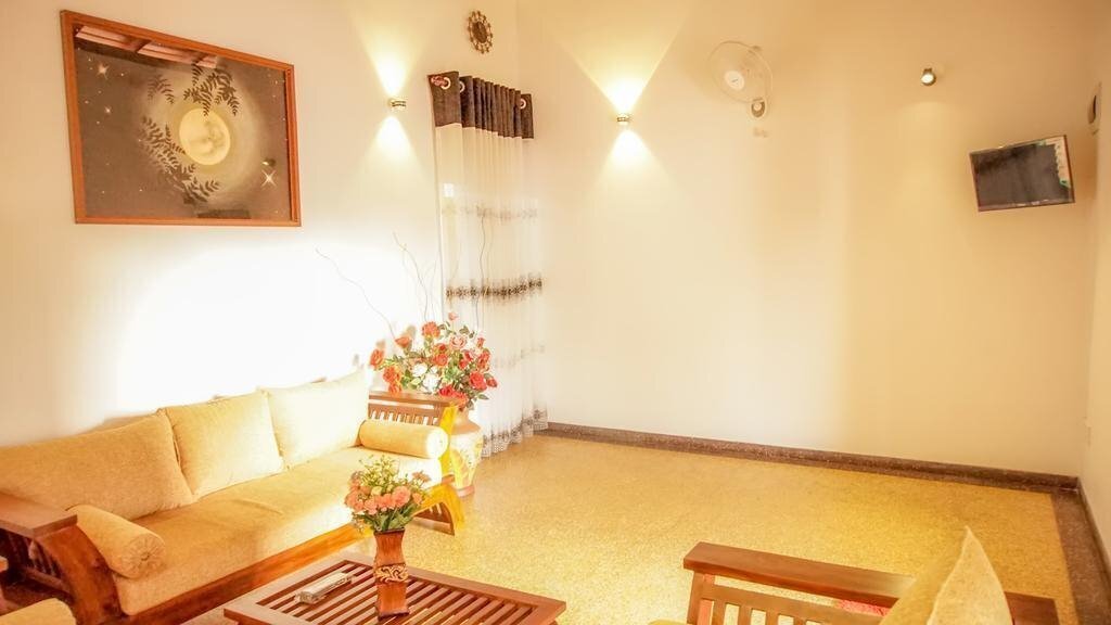 Панорама Moon Villa 1*