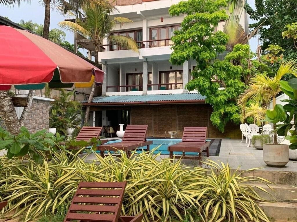 Готель Mother'S Place Nimala 3*