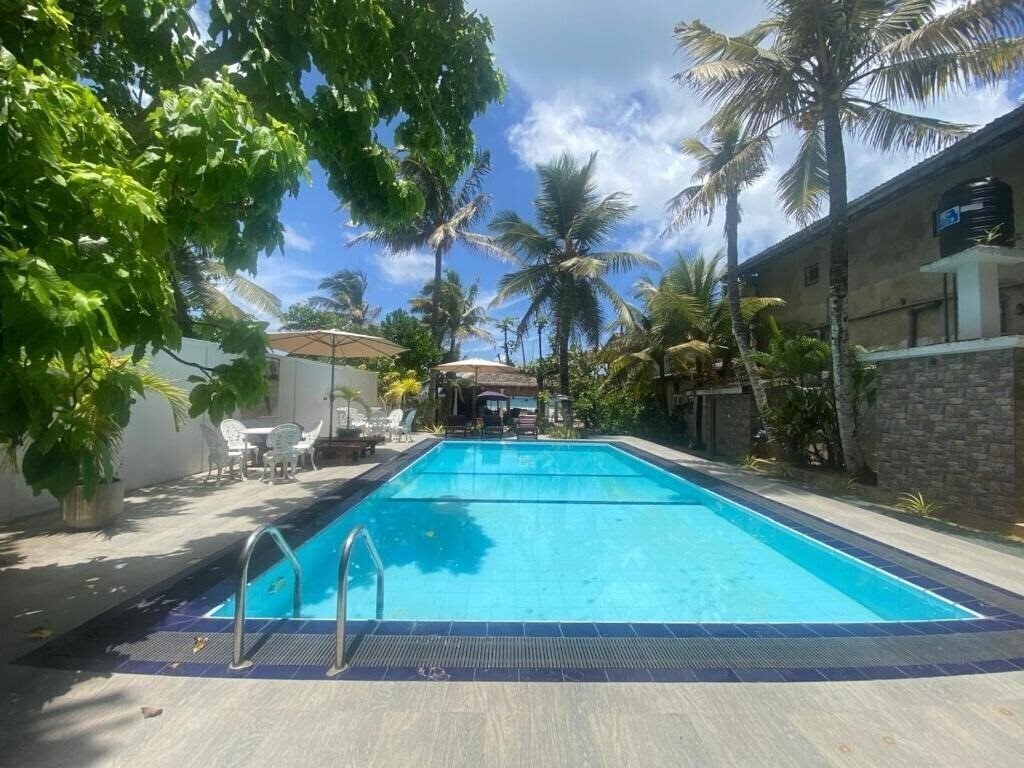 Зображення Mother'S Place Nimala 3*