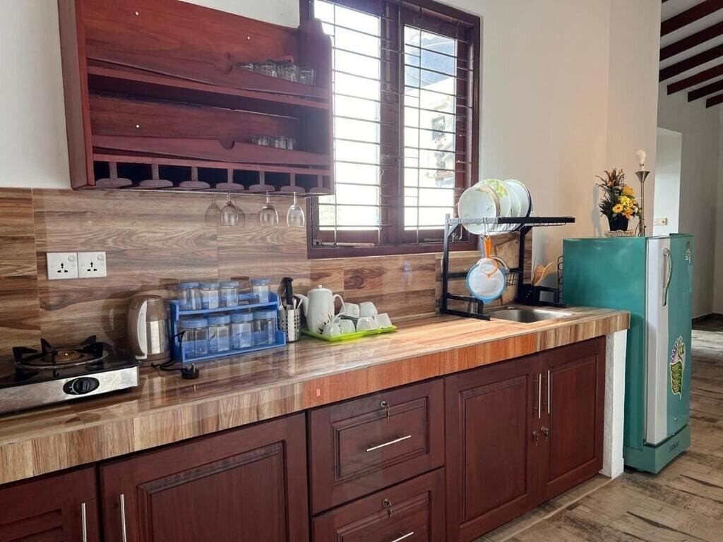 Картинка Mother'S Place Nimala 3*