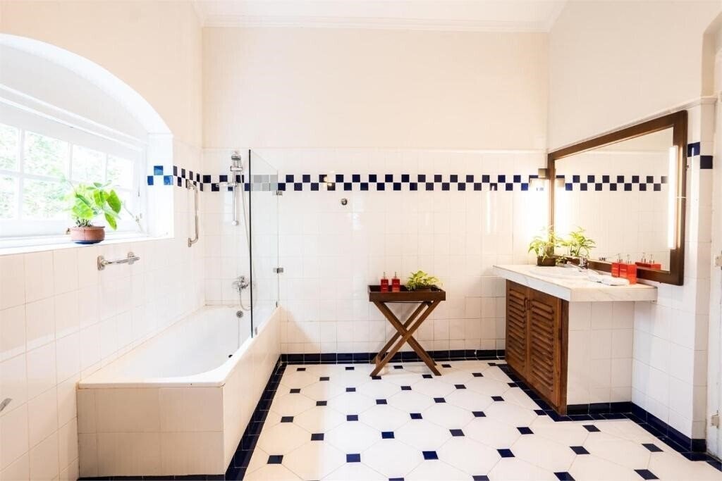 Апартаменты Glenross Living 4*