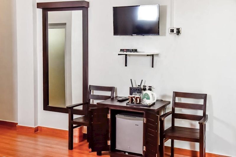 Апартаменти Bounty Hotel 3*