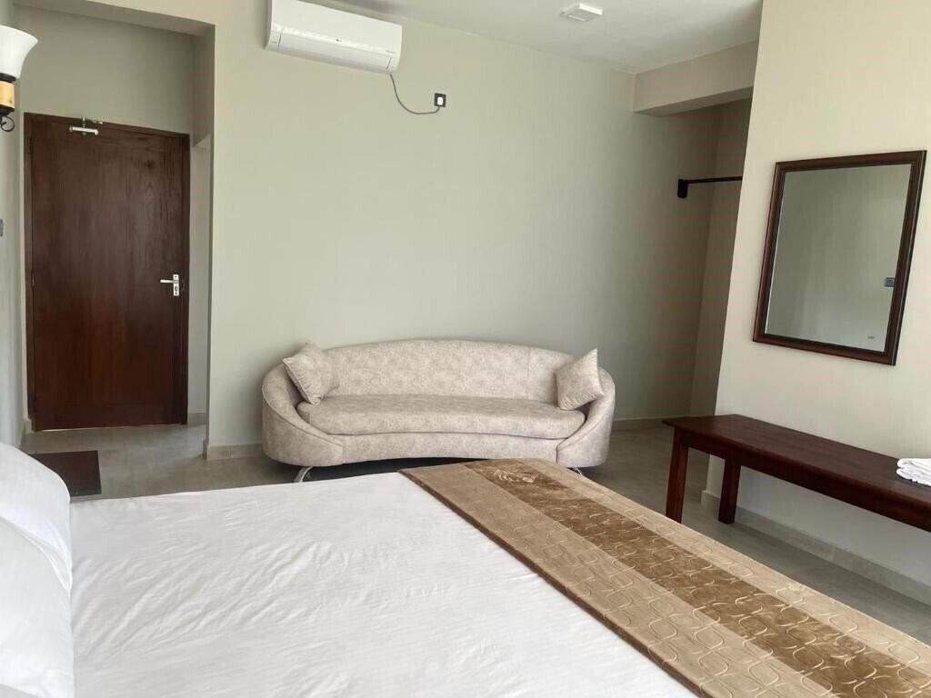 Апартаменты Blue Wave Beach Villa 2*