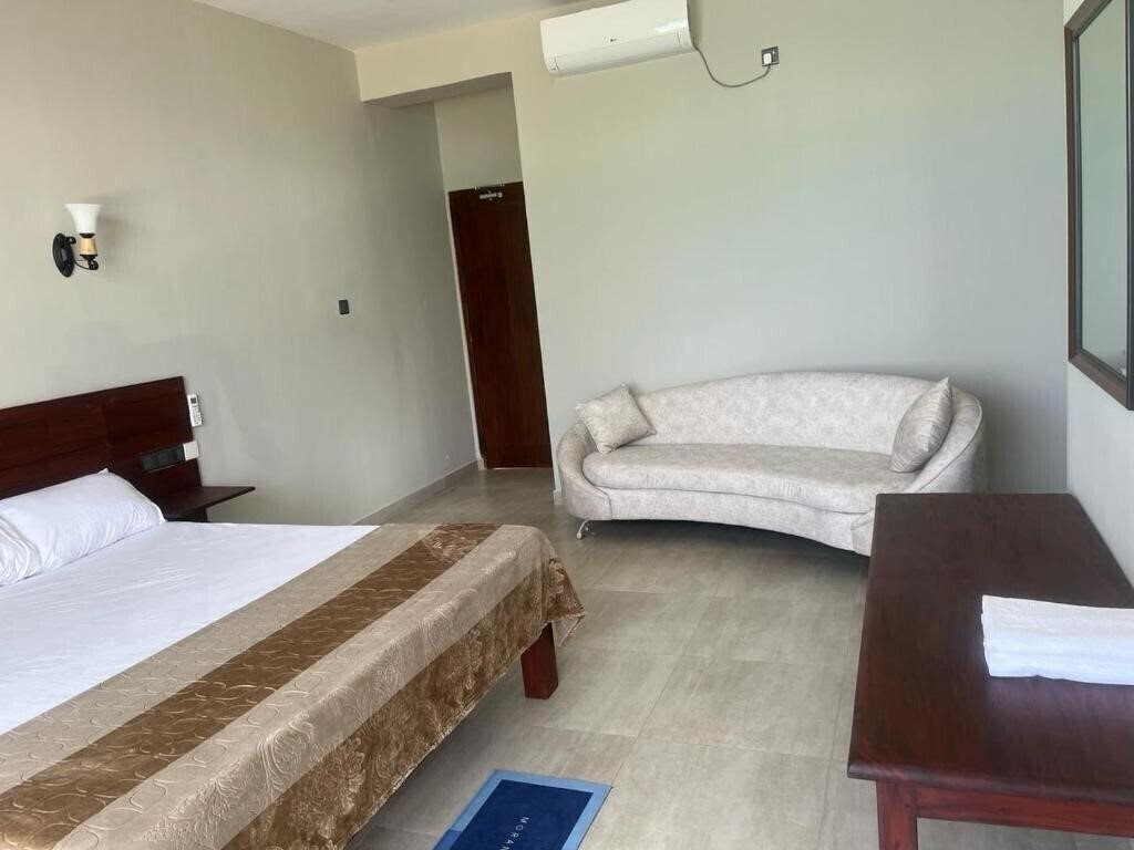 Панорама Blue Wave Beach Villa 2*