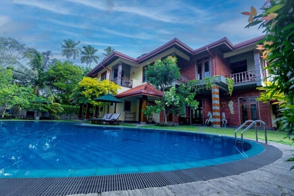 Вид Villa Pantano 2*