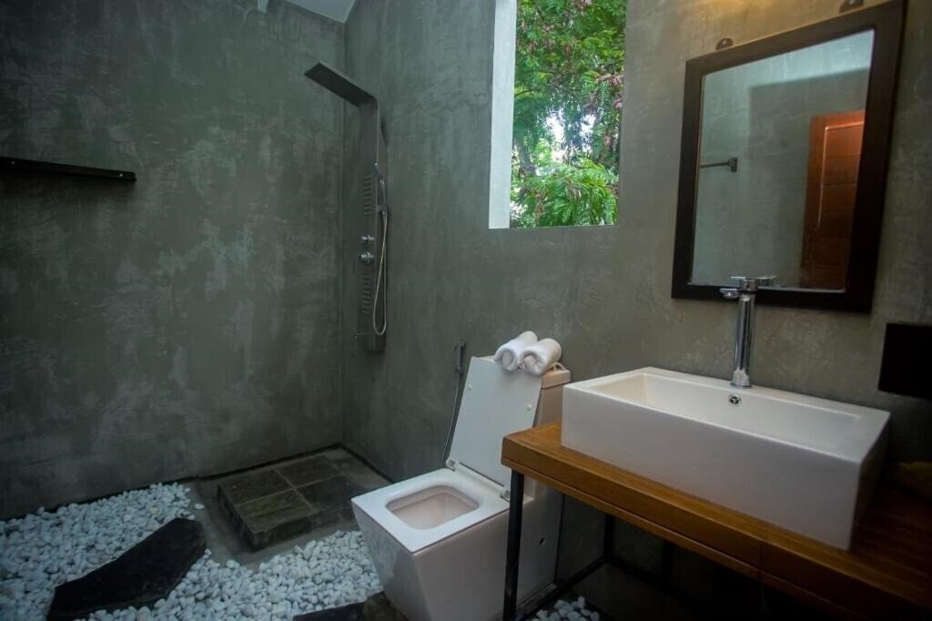 Территория Aaradhya Madu Ganga 4*