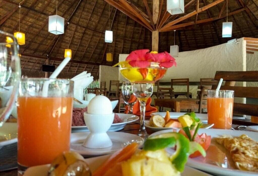 Территория Giman Free Beach Resort 3*