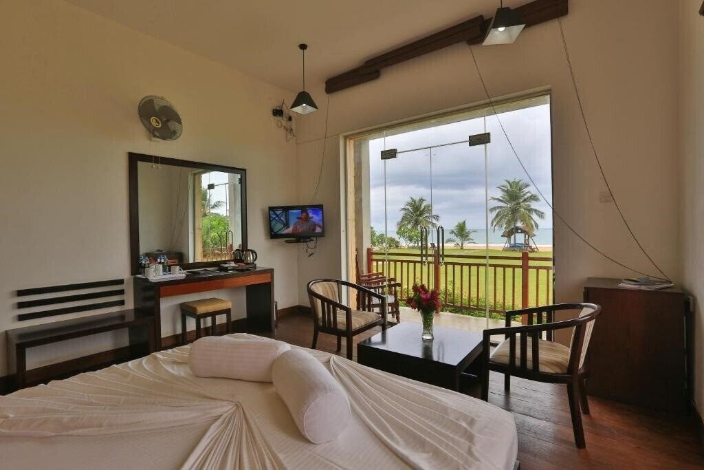 Вид Laya Waves 4*