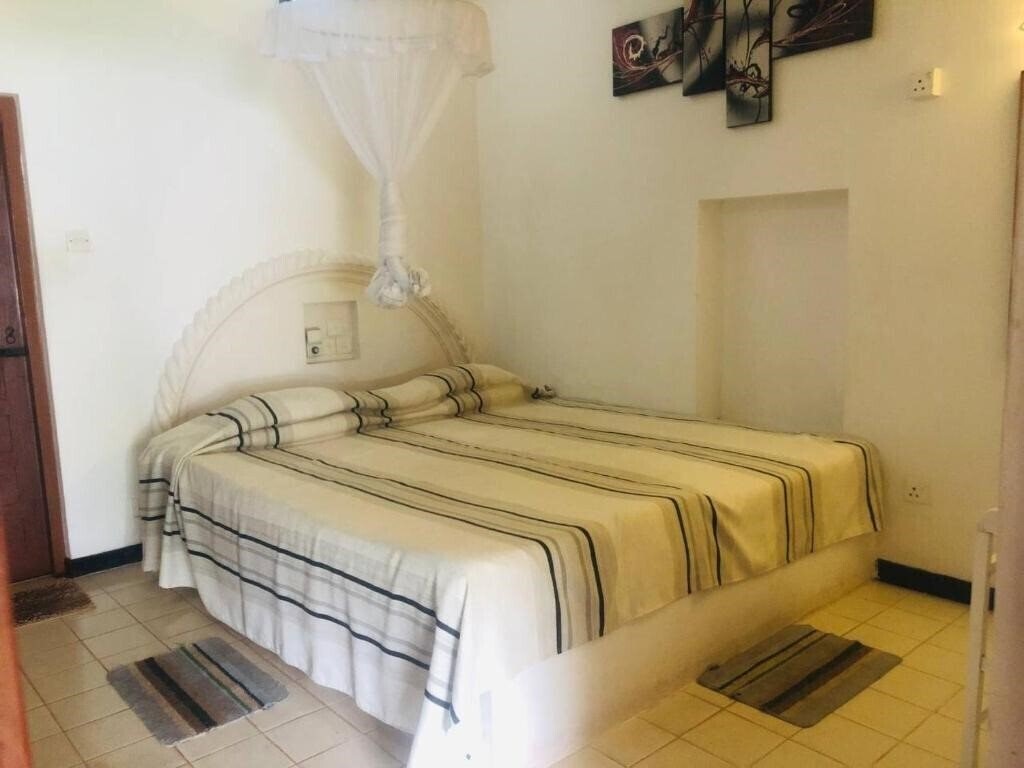 Вид Hotel Hemadan 1*