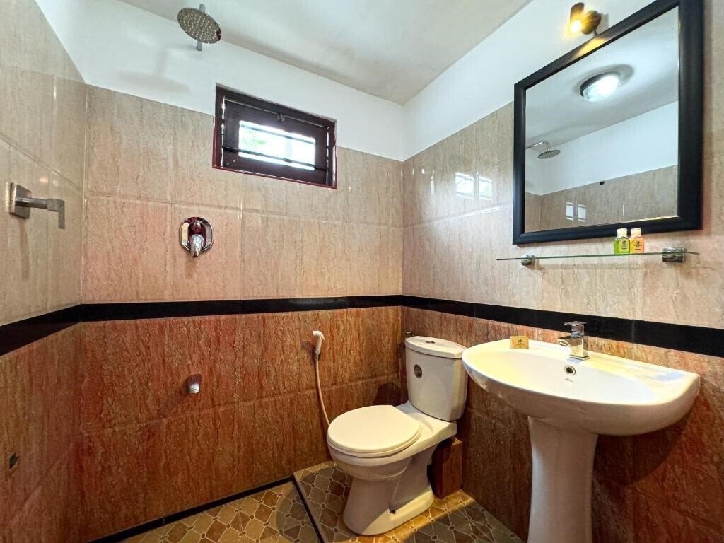 Территория Lira - Unawatuna 2*