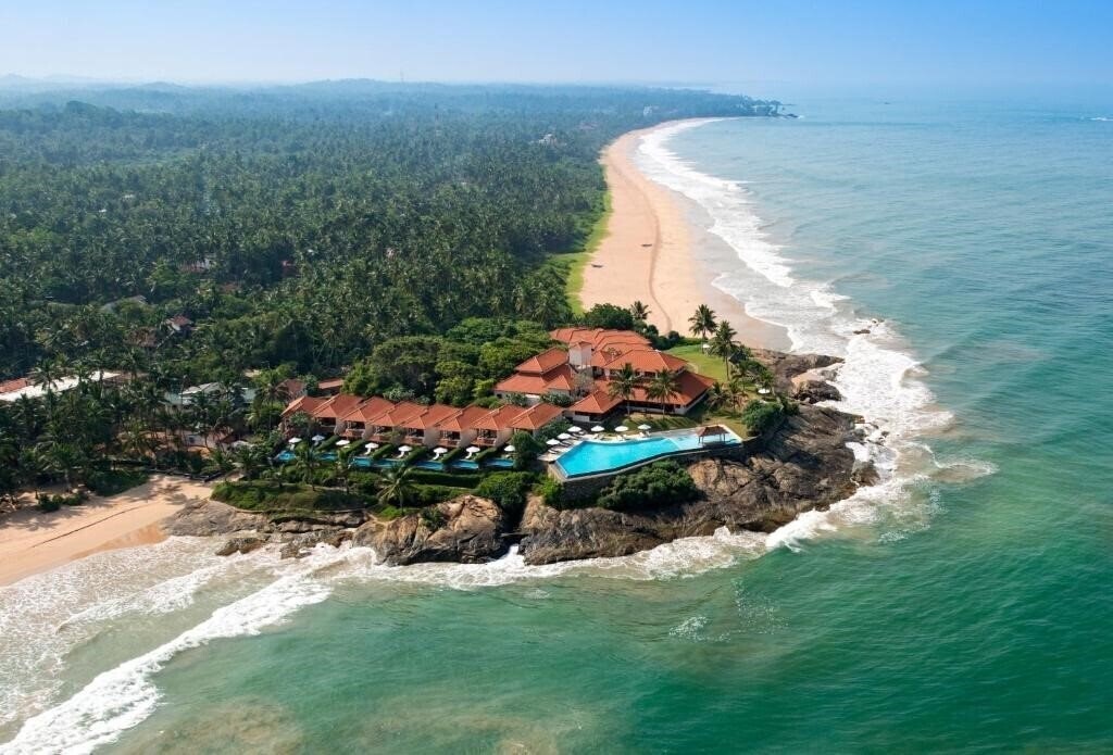 Отель Saman Villas 5*