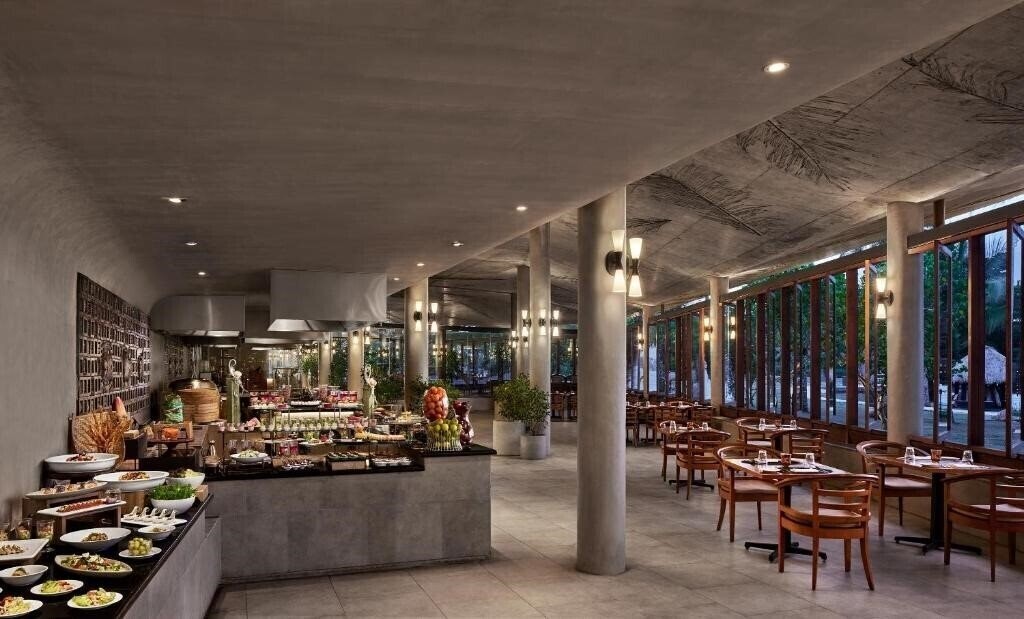 Апартаменты Cinnamon Bentota Beach 4*