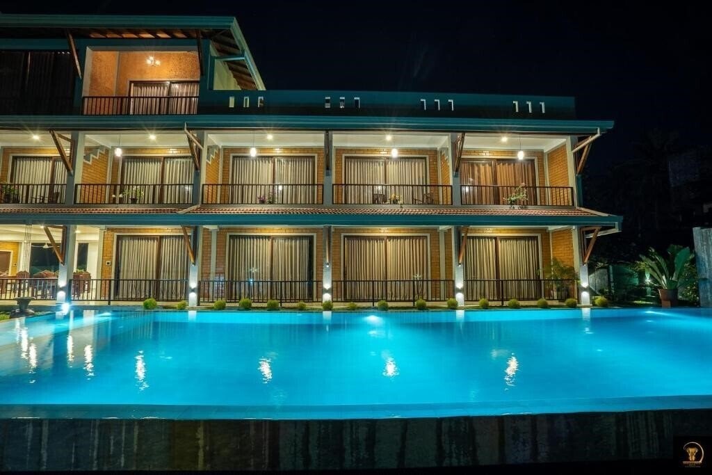 Панорама Anura’S Elephanat Hotel 3*
