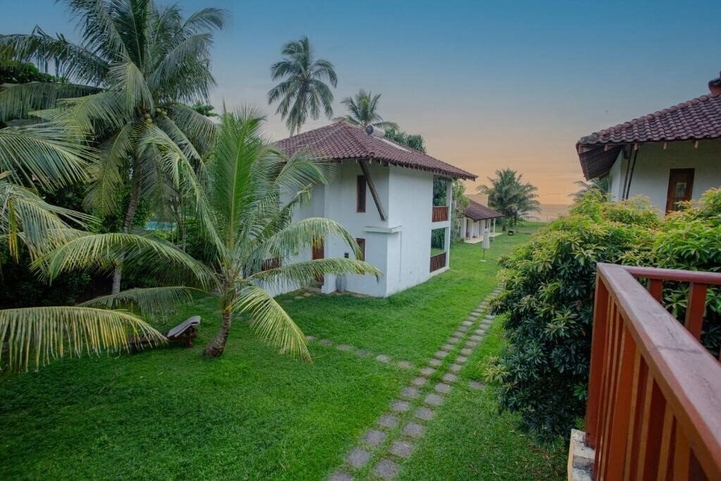 Изображение Ahyora Beach Resort 3*