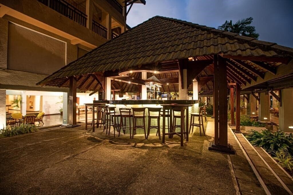 Территория The Palms Hotel 4*