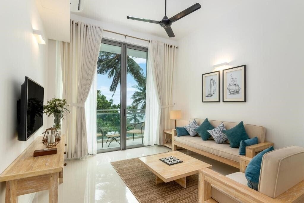 Вид Oceanfront Condominiums Galle Apartments апартаменты