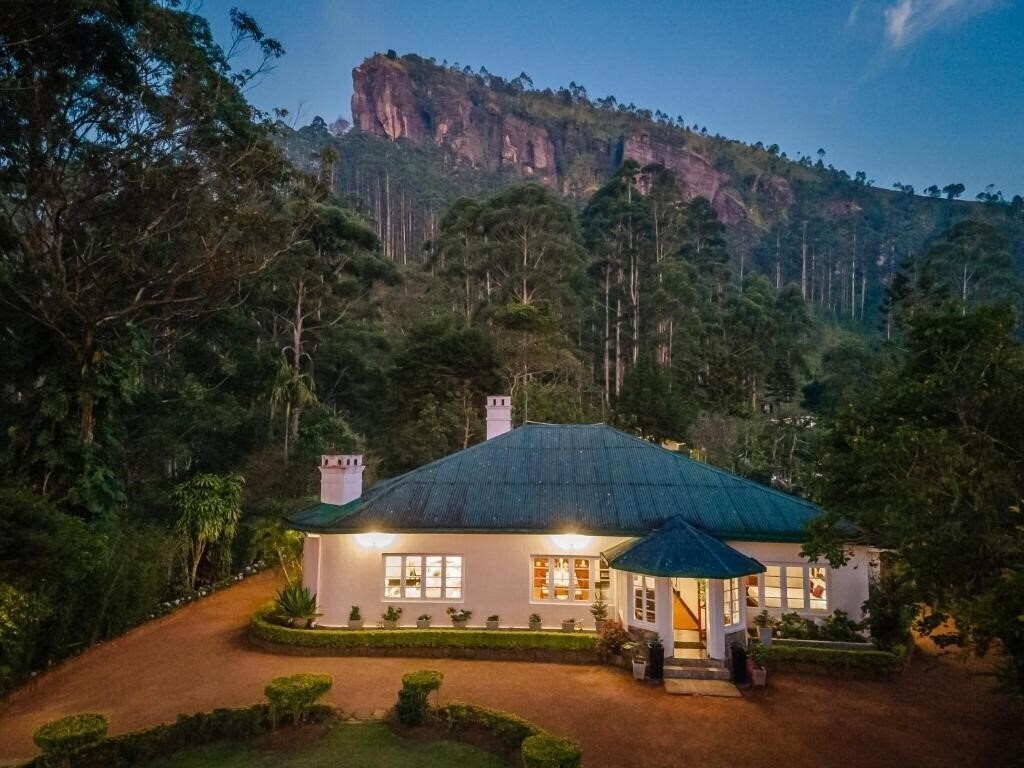 Отель Highgrove Estate by ISHQ Luxury Villa 4*