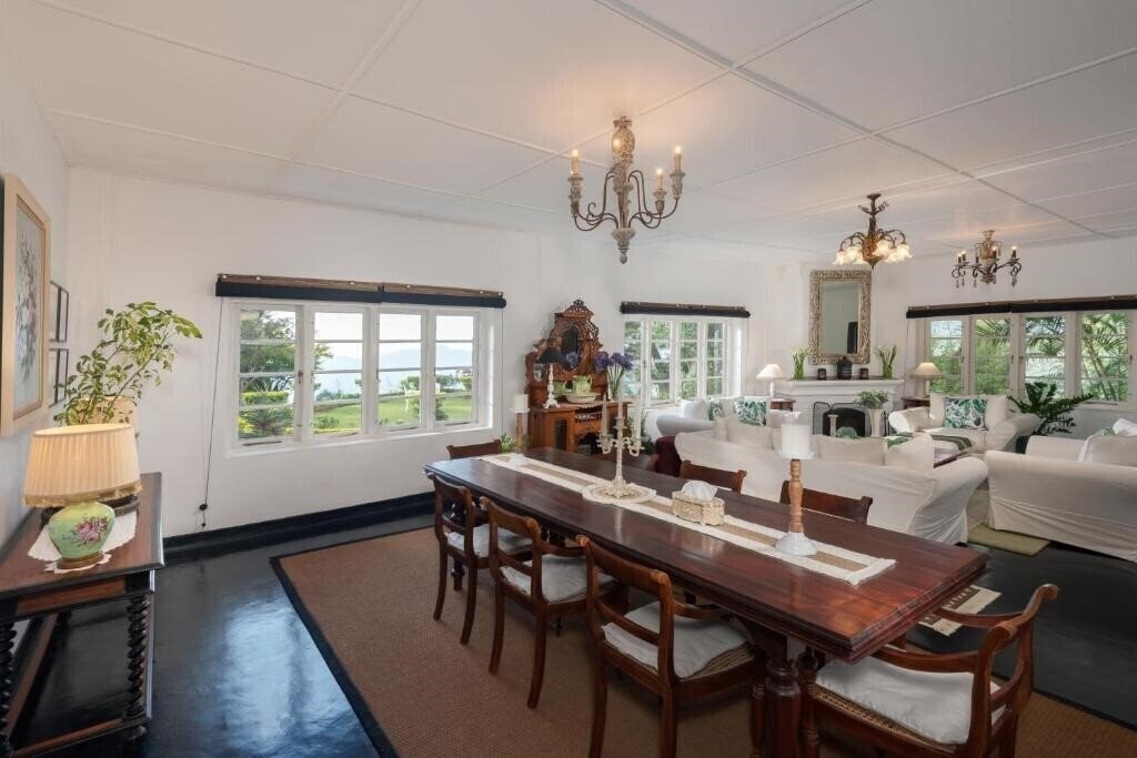 Панорама Highgrove Estate by ISHQ Luxury Villa 4*