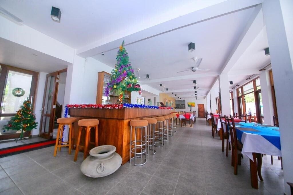 Апартаменты Rock Side Beach Resort 3*