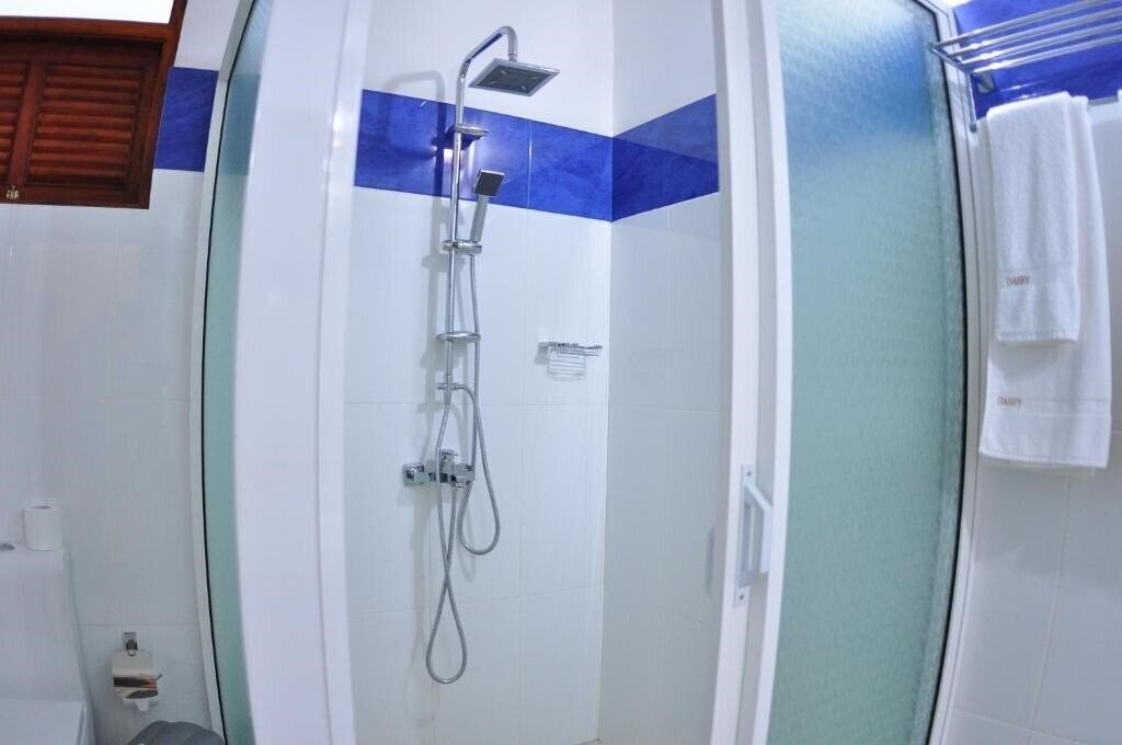 Фото Oasey Beach 3*