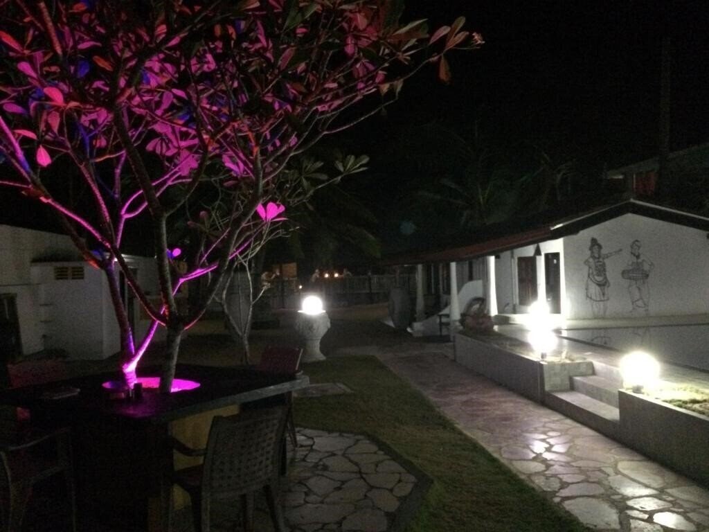 Територія Janus Paradise Rest Guest House 1*