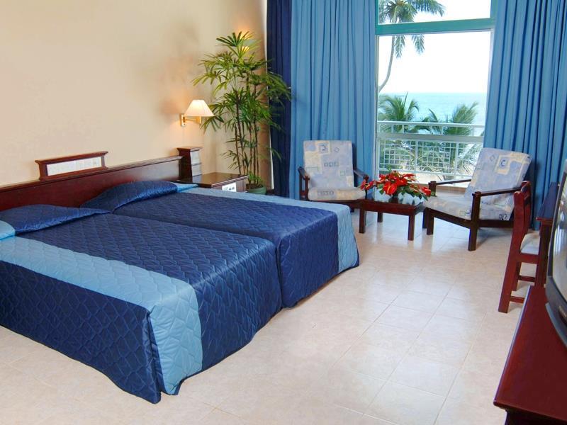 Територія Induruwa Beach Resort 3*