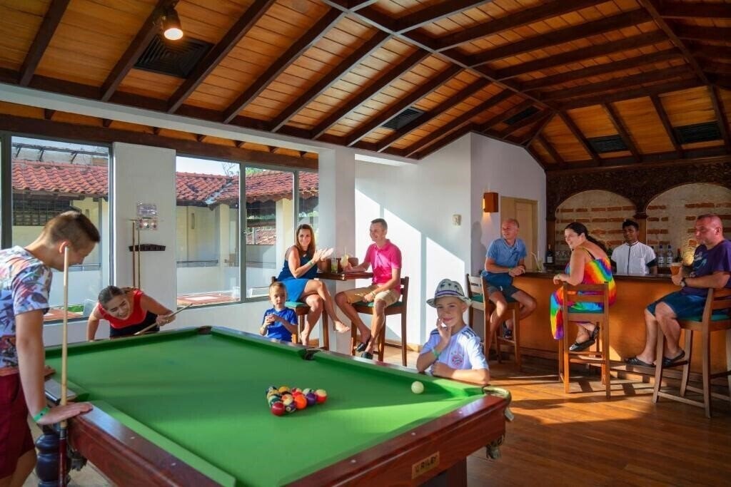 Вид Mermaid Hotel & Club Kalutara 3*