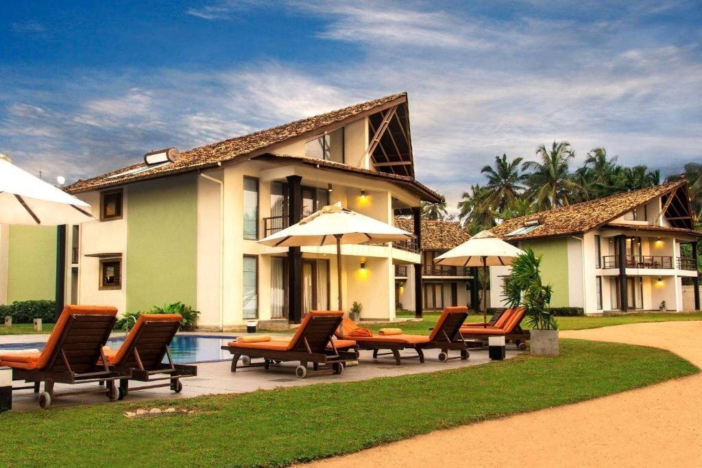 Отель Caltura Beach Villa 4*