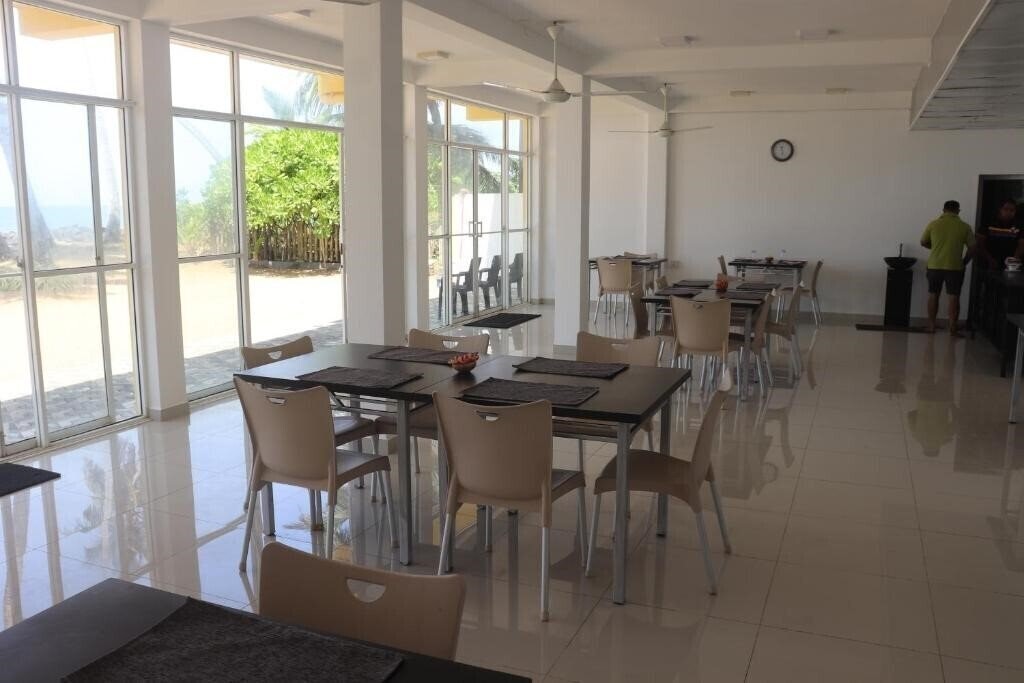 Территория Oreo Beach Hotel 3*